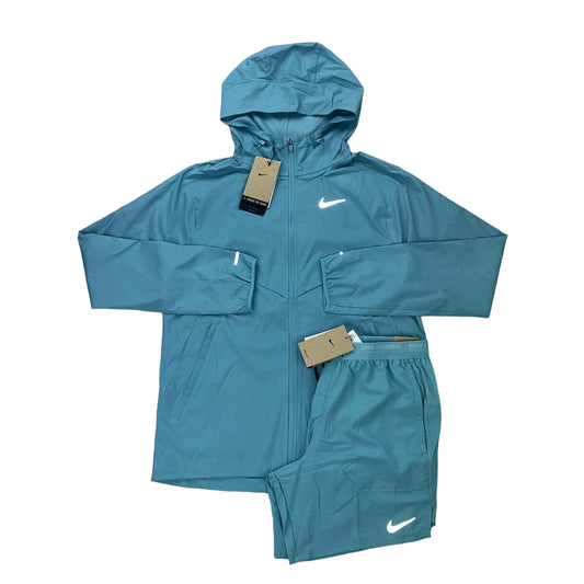 Nike Windrunner Packable Denim turquoise with shorts